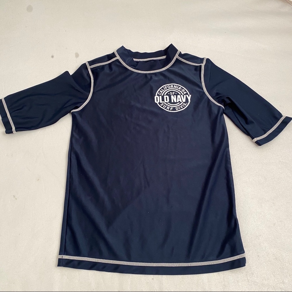 Old Navy blue and white short sleeve rash guard M